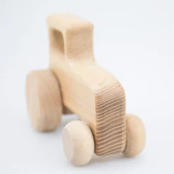 Bulldog aus Holz
