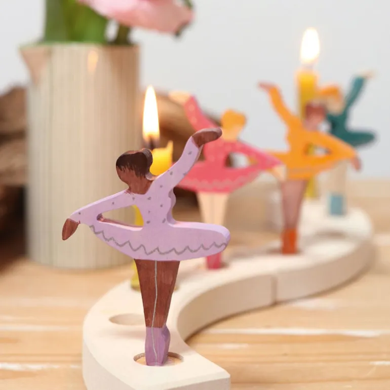 Grimm's Steckfigur Ballerina Rubinrot