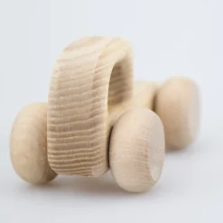 Holzauto Milky Car