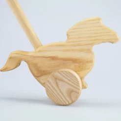 Holzpferd zum Schieben