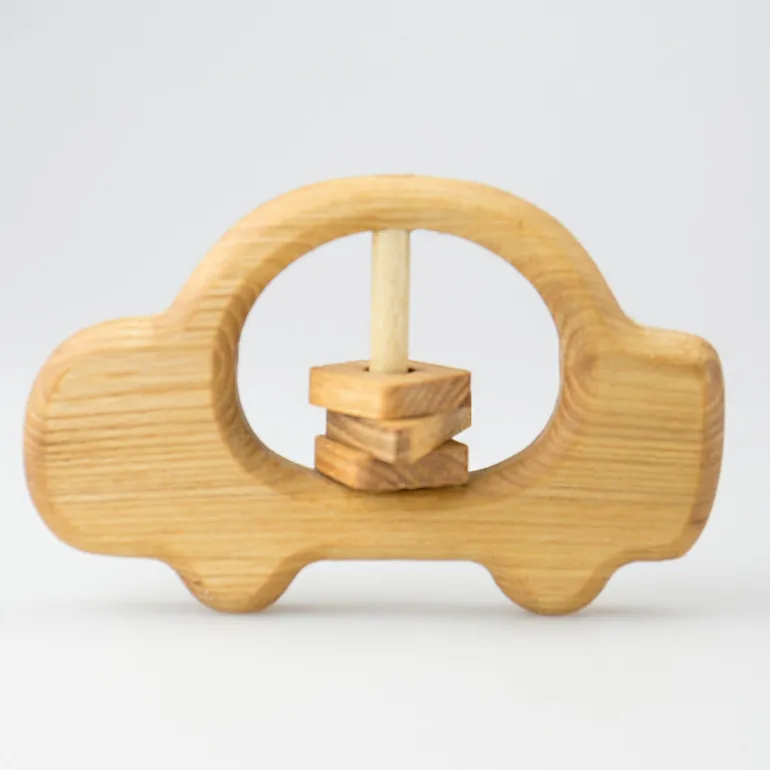 Holzrassel Auto