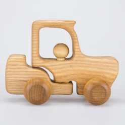 Holztraktor mit Lenkung
