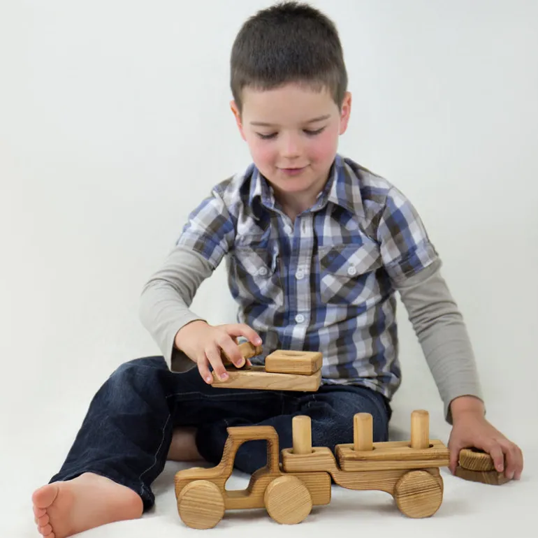 Holztraktor zum Stecken