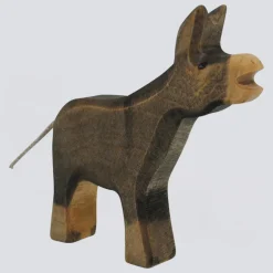Holzwald Holzfigur Esel klein Kopf hoch
