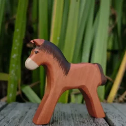 Holzwald Holzfigur Fohlen