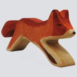 Holzwald Holzfigur Fuchs laufend