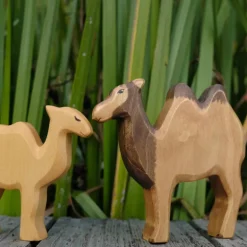 Holzwald Holzfigur Kamel