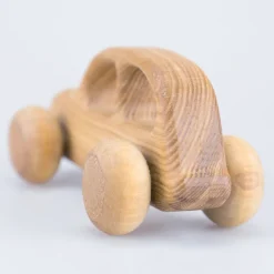 Jägerauto aus Holz