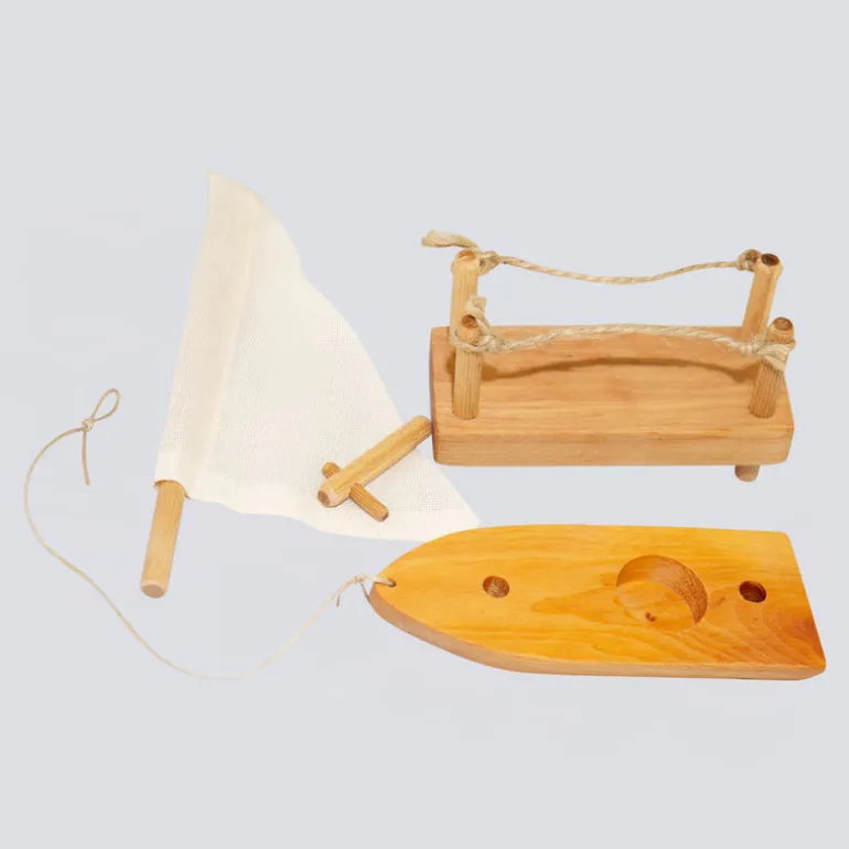 Magic Wood Segelboot & Anleger