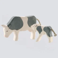 Ostheimer Holzfigur Kalb schwarz trinkend