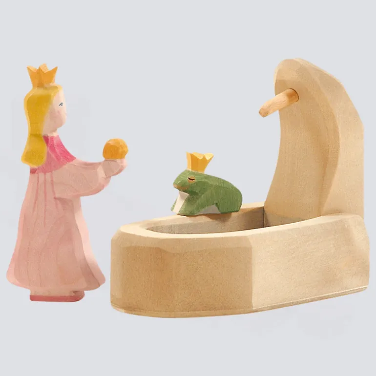 Ostheimer Holzfigur Prinzessin für Froschkönig