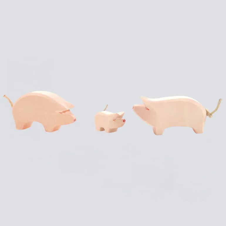 Ostheimer Holzfigur Schwein Rüssel tief